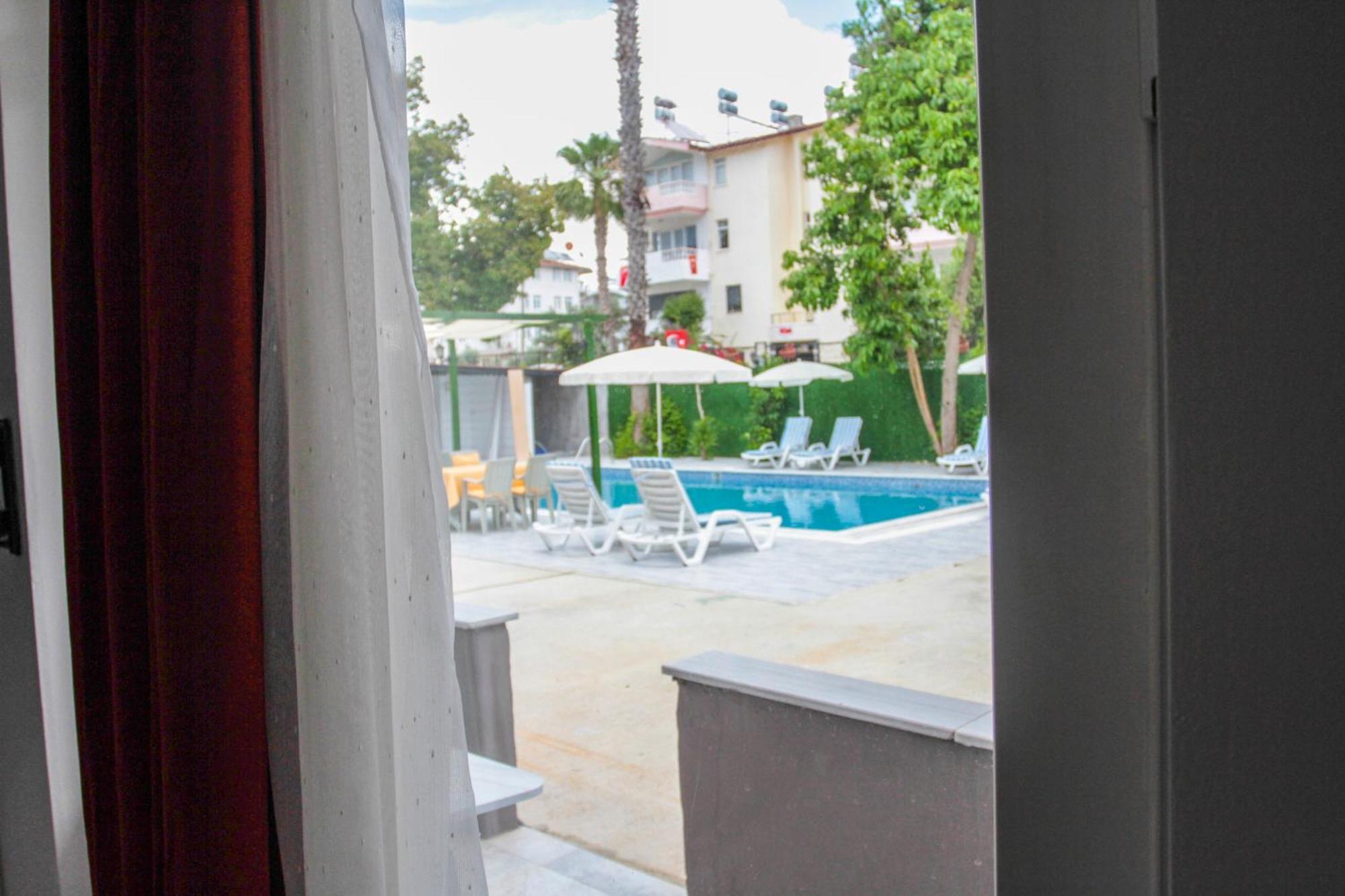 Hillside Apart Hotel Esterno foto